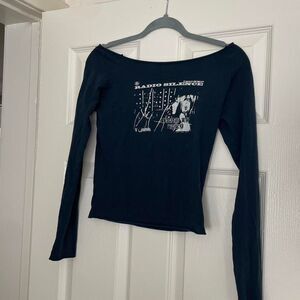 Brandy-melville Women's Black and Navy Crop-top